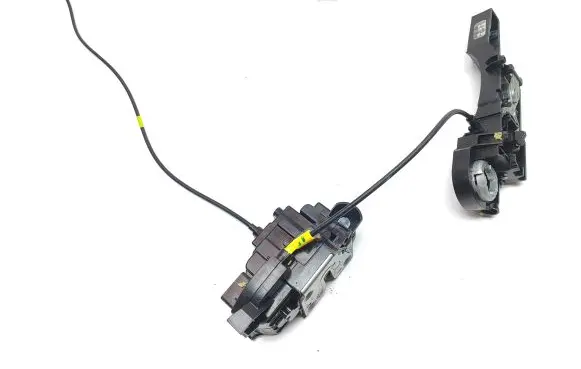 Renault Kangoo II Front door lock 8200497579F