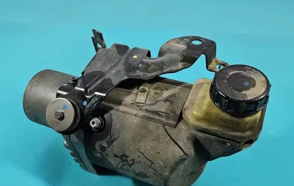 Renault Laguna III Power steering pump 491100023R IMPRK1601188