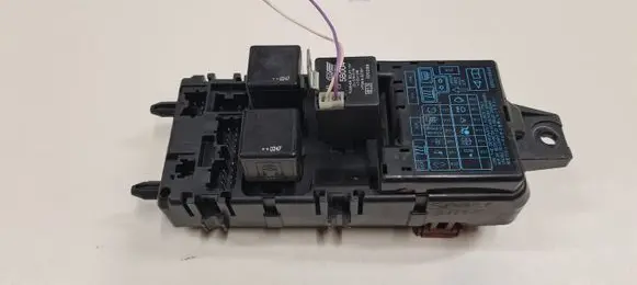 Mitsubishi Space Star Fuse module MB953355 MR318828 2K1406924860