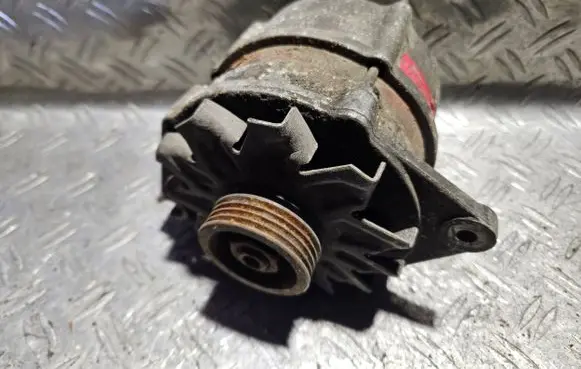 Peugeot 405 Generator/alternator 0120489258