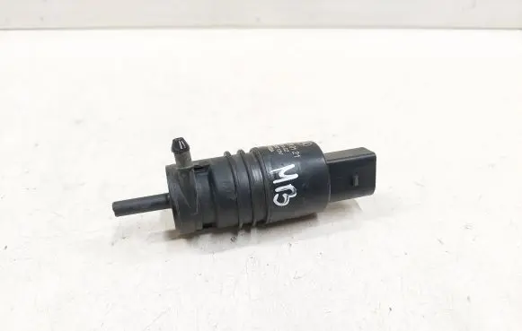 Mercedes-Benz E C207 W207 Windscreen/windshield washer pump 2218690121 3028232