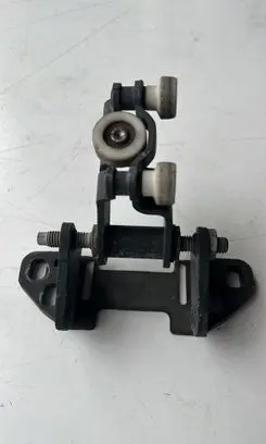 Mercedes-Benz Sprinter W906 Sliding door middle roller runner 9067600247 A9067600247