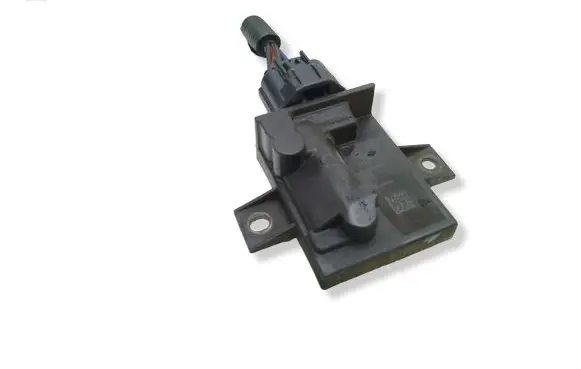 Alfa Romeo Giulia Fuel pump relay 00505441350