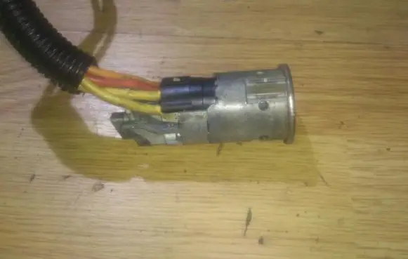 Renault Megane I Ignition lock contact 