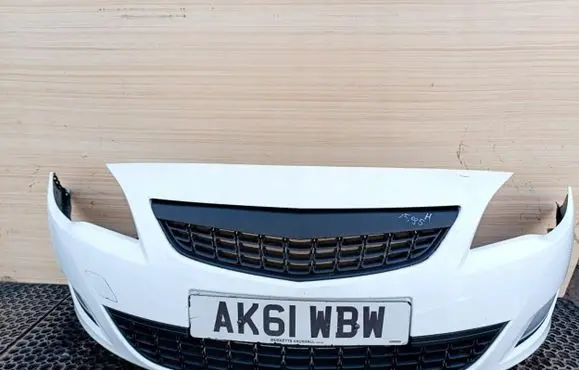 Opel Astra J Front bumper
