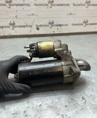 BMW 1 E81 E87 Starter motor 7796892 001115046