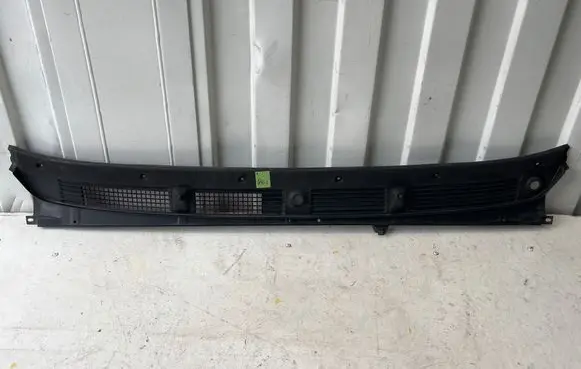 Peugeot Boxer Wiper trim 1303169080