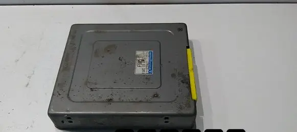 Mazda 626 Engine control unit/module E2T03591T