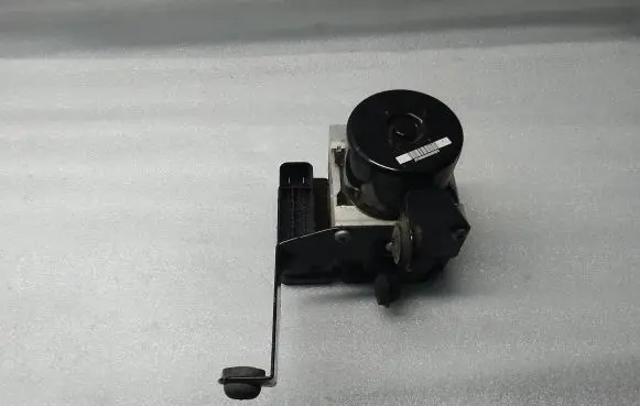 Volvo V40 ABS Pump 31423316 61521600038 28561140193