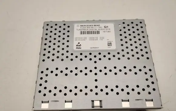 Mercedes-Benz E W213 Radio/CD/DVD/GPS head unit A2229008911