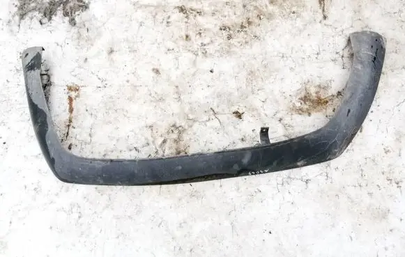 Front bumper lip