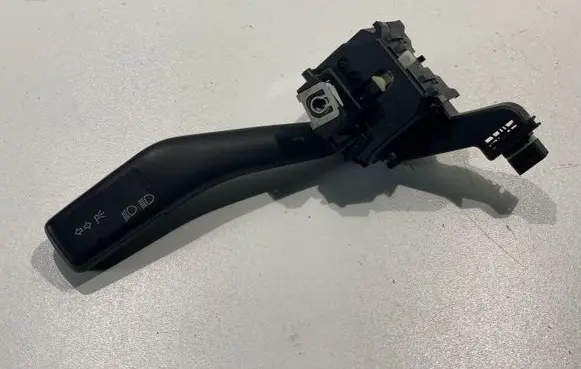 Volkswagen Golf V Indicator stalk 1K0953513