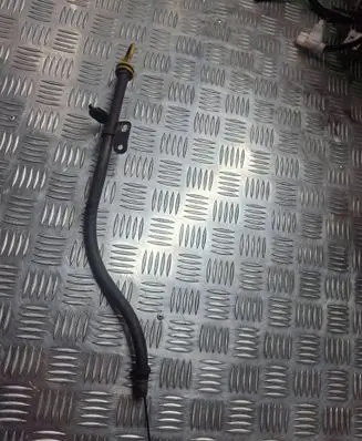 Opel Vivaro Oil level dip stick 111518504R