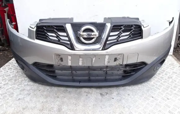 Nissan Qashqai Front bumper sdf