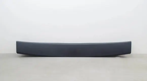 Audi Q7 4M Tailgate trim 4M0867606G
