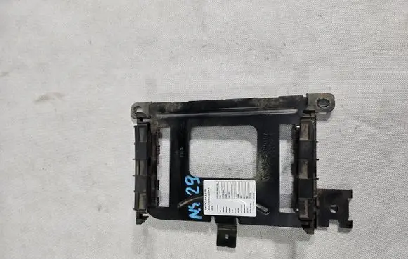 Volkswagen Tiguan Engine control unit holder 5N0906214