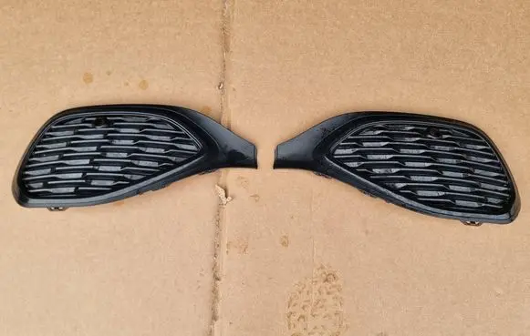 Mercedes-Benz E W214 Front bumper lower grill A2148858300 A2148858400