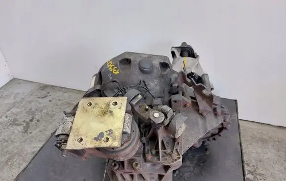 Ford Galaxy Manual 5 speed gearbox 977TDA
