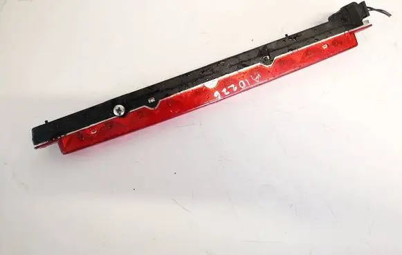 Audi A4 S4 B5 8D Third/center stoplight 8d9945097b