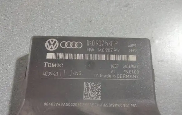 Skoda Octavia Mk2 (1Z) Gateway control module 1K0907530P 1K0907951 403948