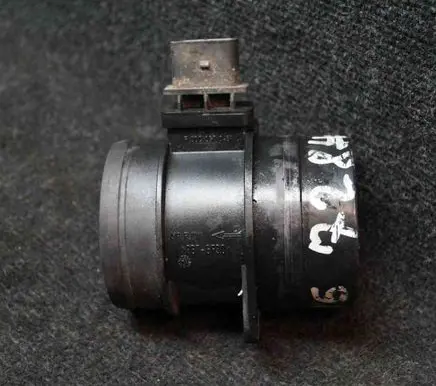 Volkswagen PASSAT B6 Mass air flow meter