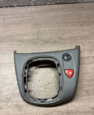 Renault Scenic II - Grand scenic II Gear shifter surround trim plastic 8200231906