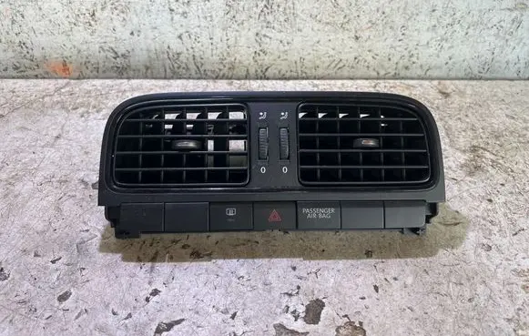 Volkswagen Polo V 6R Dash center air vent grill 6R0819728