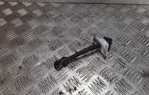 Mazda 3 II Front door check strap stopper