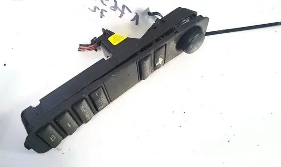 Traction control (ASR) switch