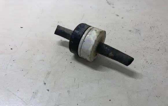 Vacuum valve