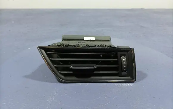 Skoda Superb B8 (3V) Dashboard side air vent grill/cover trim 3V0819702D