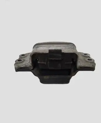 Skoda Octavia Mk2 (1Z) Engine mount bracket 1K0199555