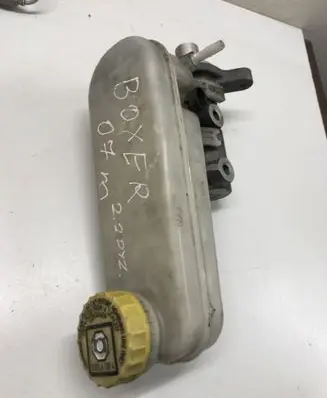 Peugeot Boxer Master brake cylinder 0204255096