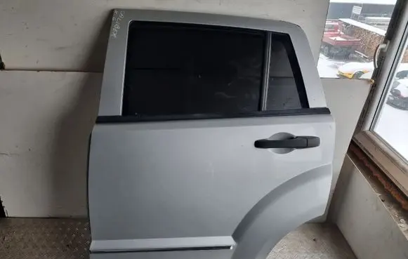 Dodge Caliber Rear door