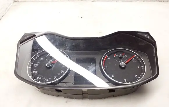 Volkswagen Amarok Speedometer (instrument cluster) 2H6920973 A2C53219792