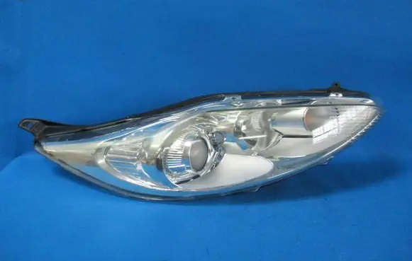 Ford Fiesta Headlight/headlamp