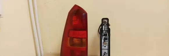 Ford Focus Rear/tail lights XS4X13N004EC 0374D CW170R
