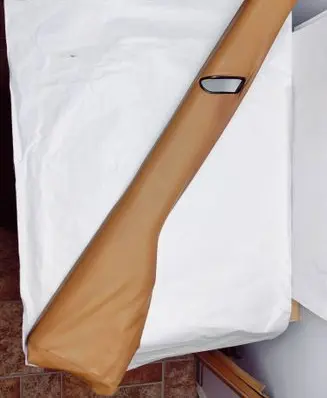 Mercedes-Benz S W116 (B) pillar trim (top)