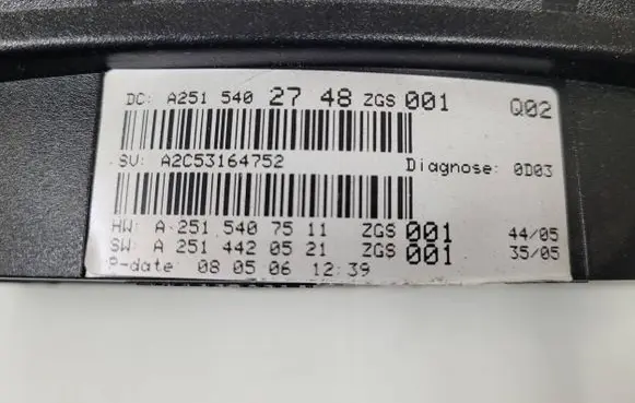 Mercedes-Benz ML W164 Speedometer (instrument cluster) A2515402748 2515402748 A2515407511