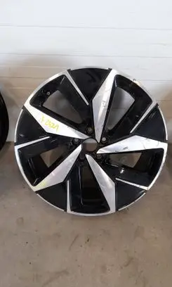 Volkswagen ID.4 R20 alloy rim 11A601025G