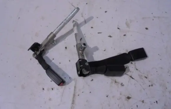 BMW 3 E90 E91 Seat belt trim PASYBEZPIECZESTWA