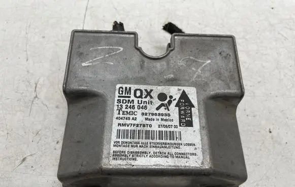 Opel Zafira B Airbag control unit/module 13246046