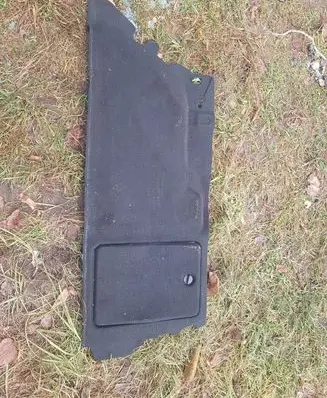 Ford Focus Trunk/boot lower side trim panel 