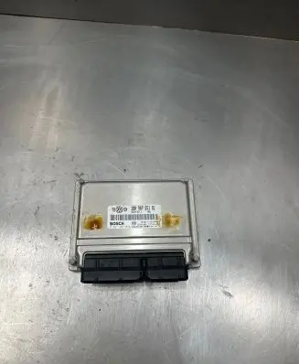Volkswagen PASSAT B5.5 Engine control unit/module 3B0907551BL 26SA7083 0261207014
