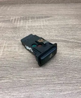 Rover 45 Windscreen/window heater switch ST3A50366 50392