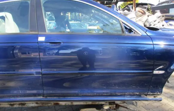 Jaguar X-Type Front door