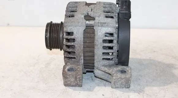 Volvo C30 Generator/alternator 30773111 0121615014