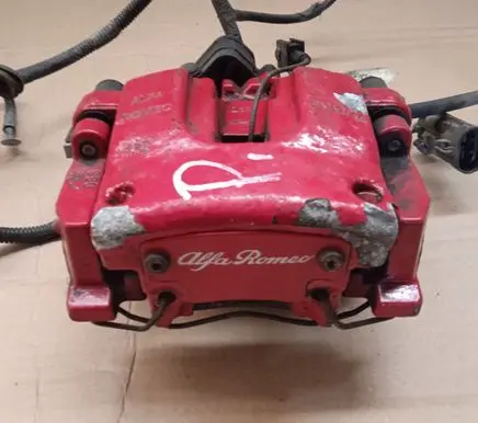 Alfa Romeo Giulia Rear brake caliper