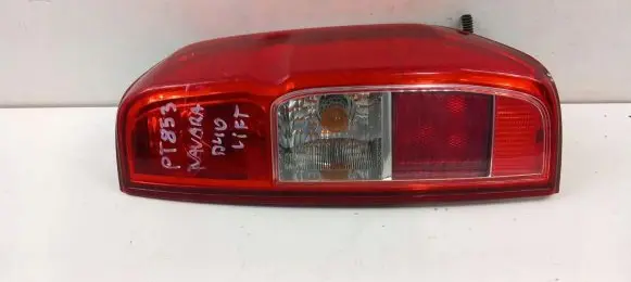 Nissan Navara D40 Rear/tail lights