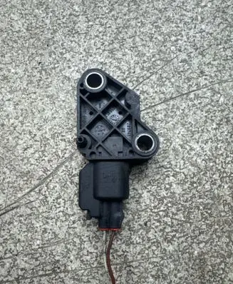 Land Rover Range Rover Sport L320 Airbag deployment crash/impact sensor 5H2Z14A686BA YDB500141 00009400A5